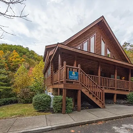Bear Up The Creek Villa